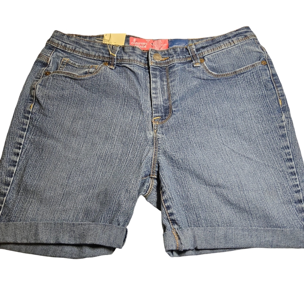 1 NWT Comfort Denim Shorts Size 8